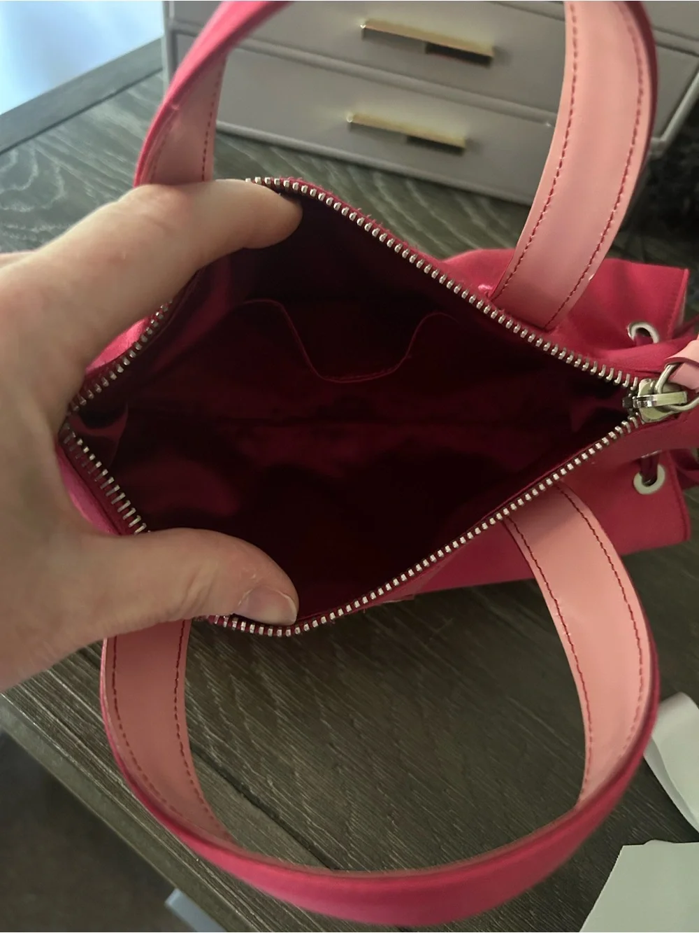 Tods bright pink
